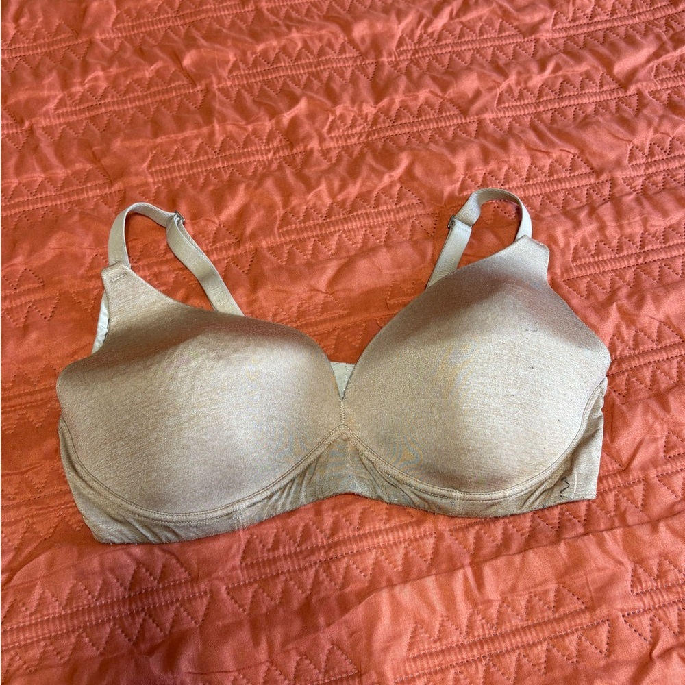 Seamless Tan Bra